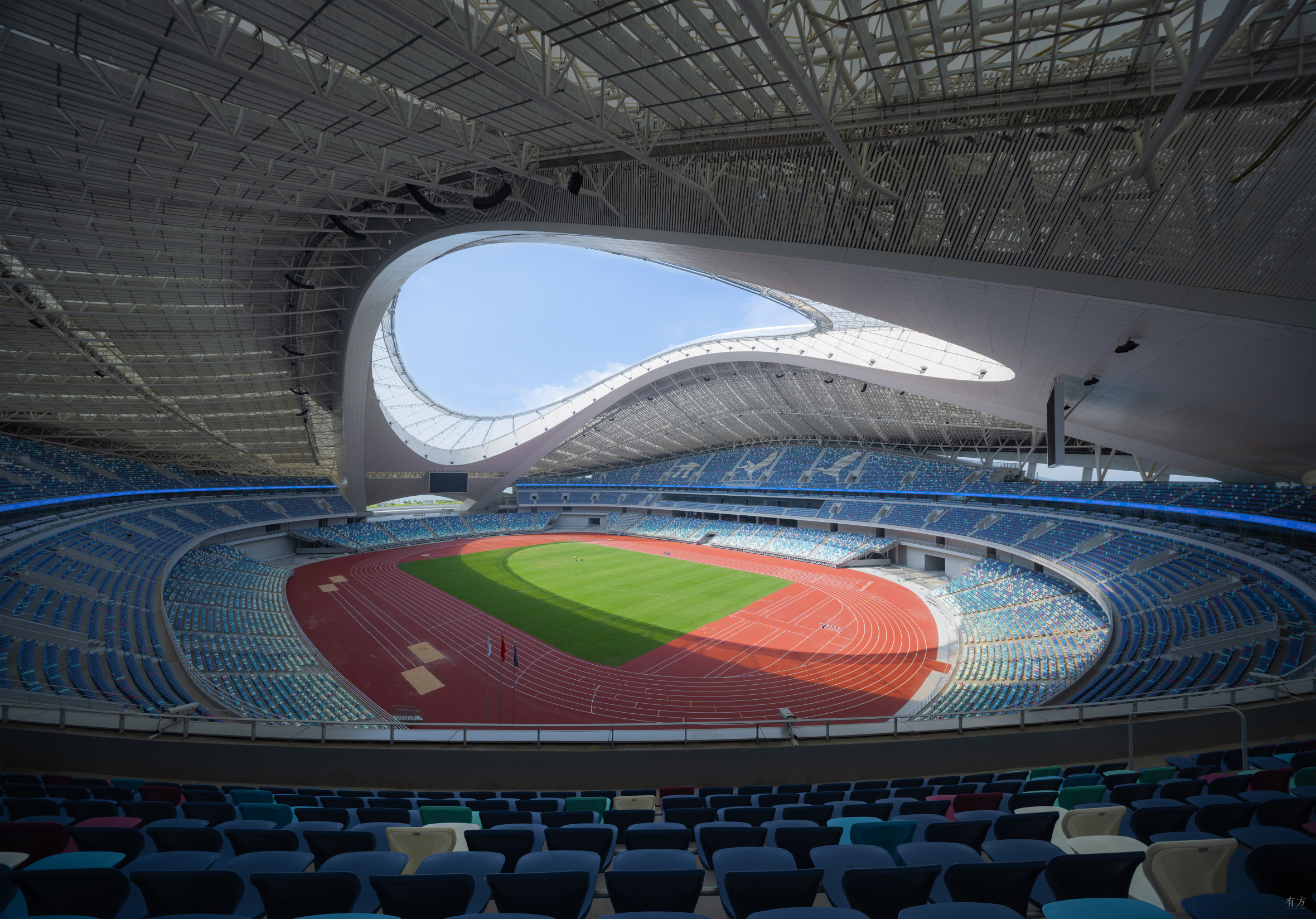 威少成为历史上连续3场砍25分+5板+5助年纪最大的控卫