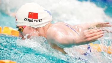 外媒：马拉多纳的宝马i8进行拍卖，起拍价1万欧元