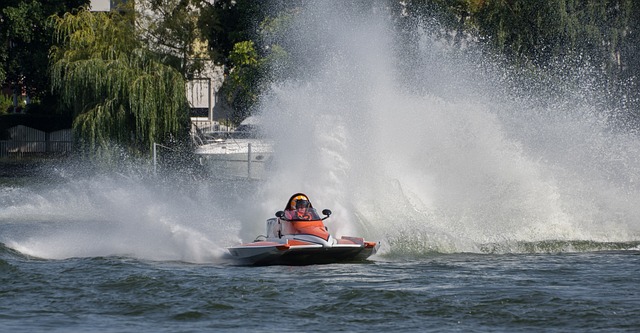 有惊无险，小麦和孔蒂所乘飞机警告灯误报导致飞机迫降