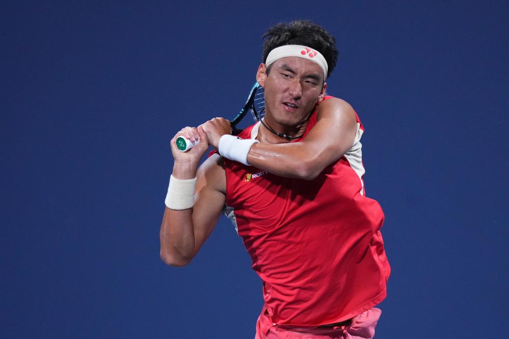 雷霆战太阳伤病报告：哈滕本赛季首次缺阵，阿伦小概率出战